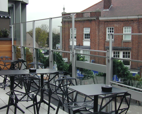Zapp adjustable screens for Essex bar's new roof terrace