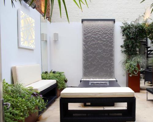 New water wall from Tills Innovations aims to boost ambience and wellbeing