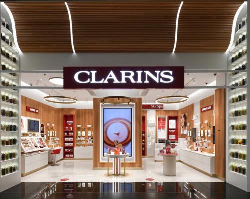 All hubs will include Clarins’ new Skin Atelier experience where clients can receive face-to-face skincare consultations and complimentary express beauty and wellness treatments