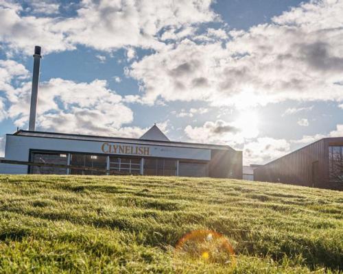 Johnnie Walker visitor centre, designed by BRC, opens at Clynelish distillery