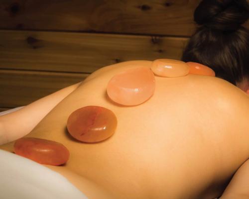 Himalayan salt stone massages – the sustainable stone massage