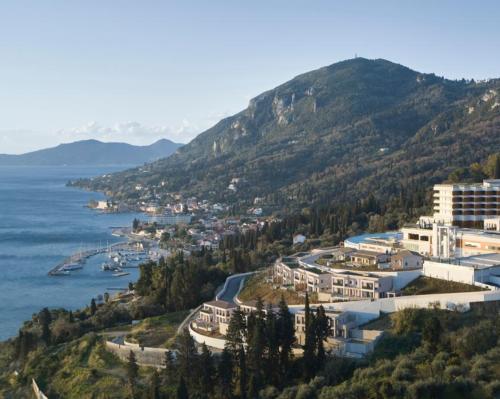 Banyan Tree Group kicks off European growth plans with new hillside spa resort in Greece