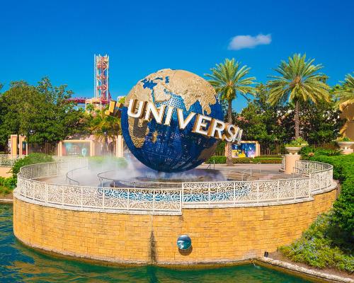 Universal theme parks report record revenues