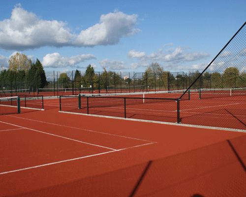 Smashcourt tennis at Eton College