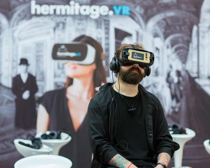 Visitors feel history in new VR experience at Russia's Hermitage Museum 