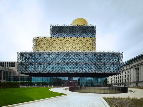 Mecanoo's Library of Birmingham in the UK hits record numbers