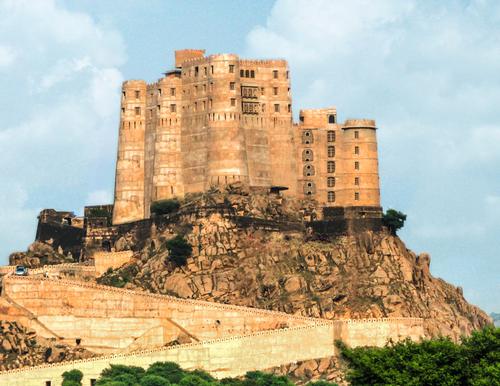 Stunning 230-year-old hilltop Rajasthan Fort to become Alila heritage resort