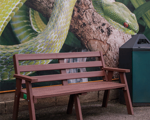 Marmax supplies recycled benches to London Zoo