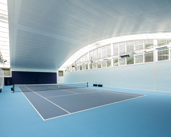 Dramatic wooden roof dominates exclusive Hurlingham Club racquet centre