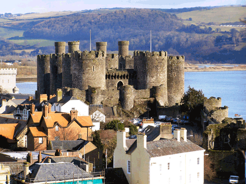 New visitor centre opens at Conwy Castle