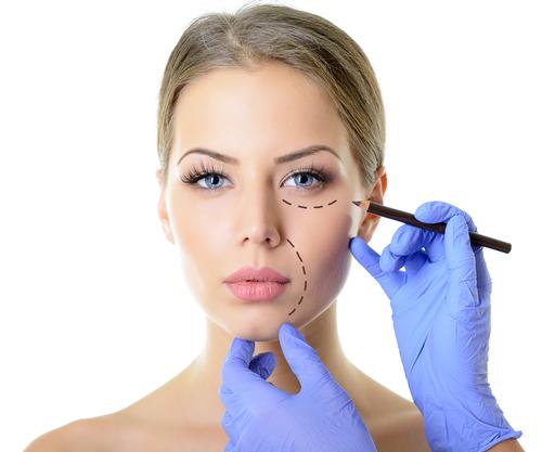 Cosmetic surgery 'popularity declines'