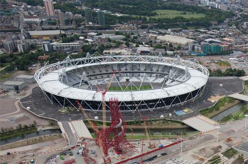 The London Olympic Stadium will welcome West Ham United in 2016