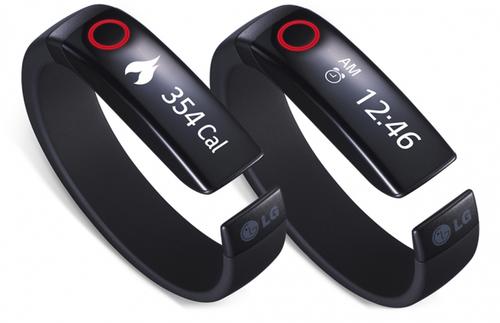 LG’s Lifeband Touch is coupled with a pair of earphones that measure your heartbeat in your ears while playing you music as you work out
