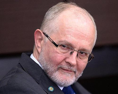 Sir Philip Craven said he expected the Games to still go ahead and was confident the funding would be delivered