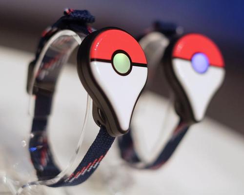 Connected via Bluetooth, the companion device will allow players to collect resources from Pokéstops and catch Pokémon on the go