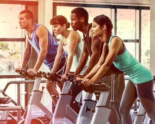 High earners more prone to intense weekend exercise, study finds 