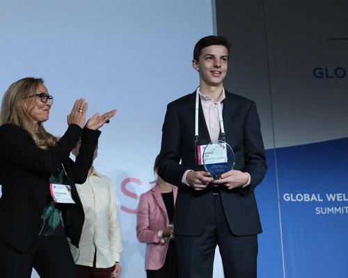 Jarrod Luca, a student at Florida State University, won the award for his Eye Movement Desensitization and Reprocessing therapy