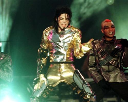 Michael Jackson's estate files trademark for possible museum venture