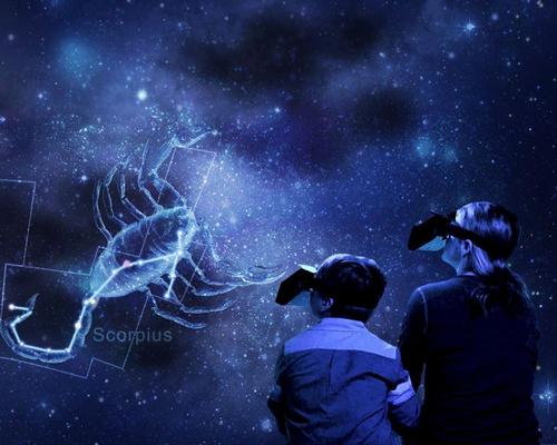 Using the Aryzon headset visitors can observe a selection of 17th century illustrations of the constellations overlaid over the real stars and planets