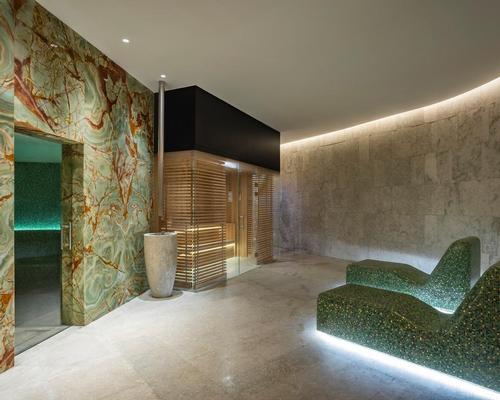The extensive spa features five single treatment rooms, a double treatment room, a foot massage room and a couples’ spa suite that provides exclusive access to a Roman-inspired hot tub and private sauna