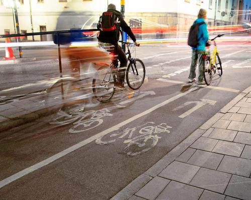 Manchester makes a Beeline for bikes – aims to create UK’s largest cycling network