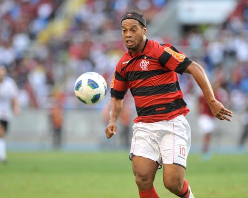Brazilian football legend Ronaldinho launches cryptocurrency and digital stadia venture