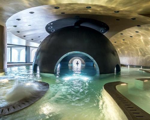 Landscaped into the earth, the spa rises over four levels, with a 25-metre Waterwell Kneipp Therapy at its heart