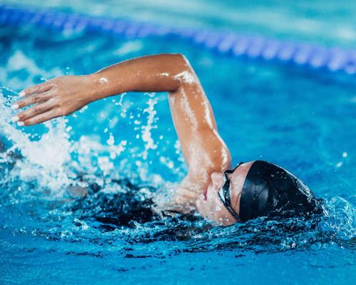 Swimming improves mental health, study finds 