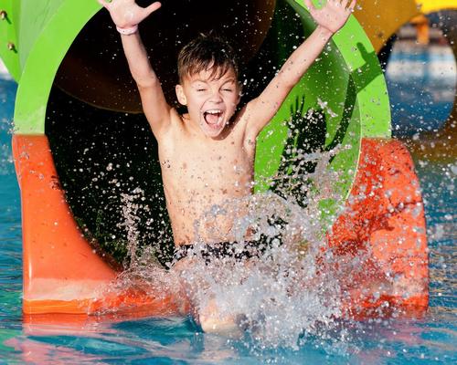 The water park and amusement park will be in the city's Pantelimon Park