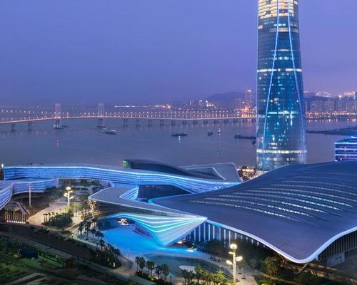 The new hotel occupies floors 41 to 72 of the 320-metre Zhuhai Tower.