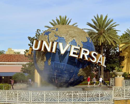 To the year-end 2018, revenues at Universal theme parks were up by 4.4 per cent