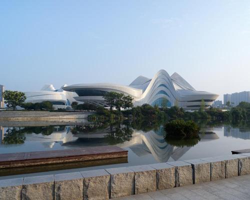 The Changsha Meixihu International Culture & Arts Centre covers 115,000sq m (1,240,000sq ft)
