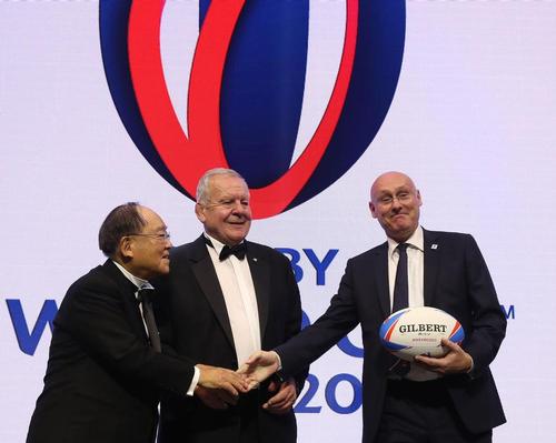 Beaumont (middle) has named French Rugby Federation president Bernard Laporte (right) as his vice-chair candidate