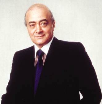 Al Fayed to build oil rig visitor centre