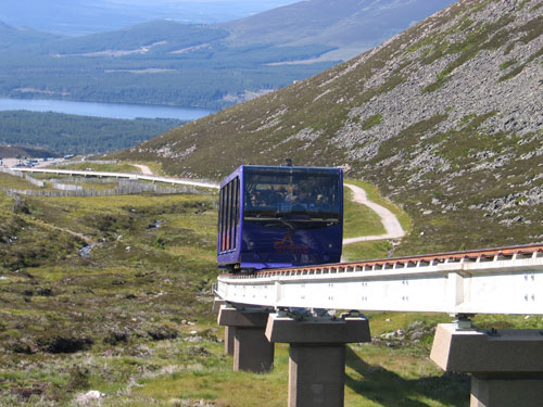 Cairngorm guided walks trial to launch