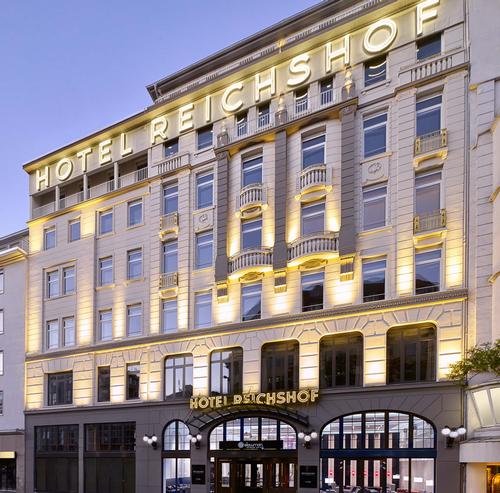 The Reichshof Hamburg combines Hanseatic Art-Deco elegance with contemporary design / Hilton