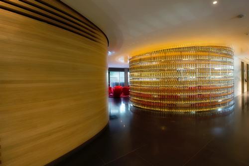 Ron Arad worked with Italian designer Moroso on the project / The Watergate Hotel