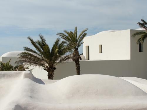 The hotel has been created by Giulia Pazienza, owner of Pantelleria’s Coste Ghirlanda Estate and producer of its Zibibbo and Grenache wines, and features monastic African architecture