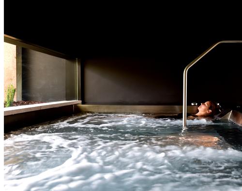 Both spas feature a range of body and facial treatments, as well as a programme of relaxing experiences inspired by ancient therapeutic techniques from around the world