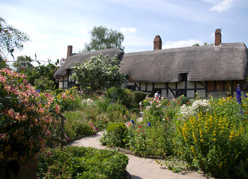 Stratford-Upon-Avon was included in the Romantic Heritage Cities campaign