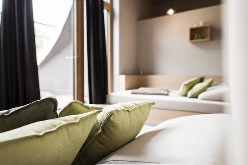 Even the cushions are an apple green / NoA*