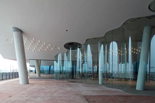 The public plaza will include a viewpoint over the harbour / Oliver Heissner