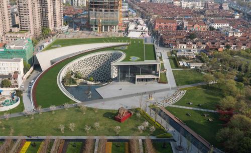 Perkins + Wills' design is influenced by nature and biology / Perkins + Wills Perkins + Wills' design is influenced by nature and biology / Perkins + Wills