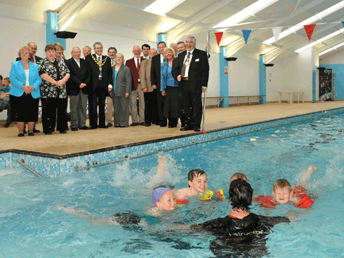 Devon pool reopens after £500k overhaul