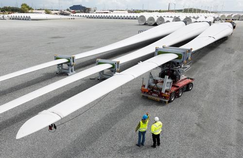 Siemens created the turbine in Hull 