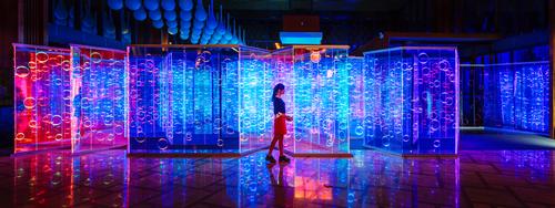 As visitors walk through the maze, light and colour will change, shifting through the entire colour spectrum / ImagenSubliminal.com / Miguel de Guzman+Rocio Romero