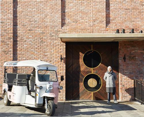  Brick, glass and Corten steel have been heavily used in construction to honour the location's roots / Annie Schlechter