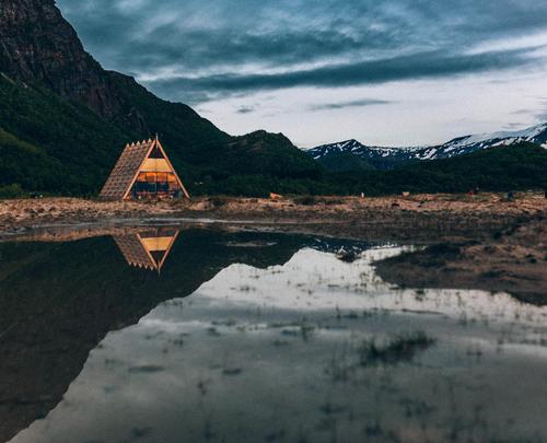 Each of the structures in SALT has an architectural design inspired by traditional Norwegian fiskehjeller, or fish racks / Salt Sauna, Bodø, Norway, (c) Martin Losvik, courtesy salted.no