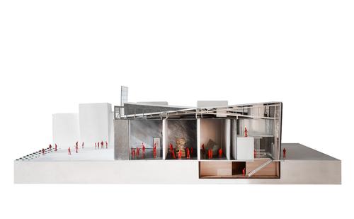 To enhance flexibility, multiple configurations can be achieved due to the enormous pivoting and sliding walls and the 8m high ceilings / OMA