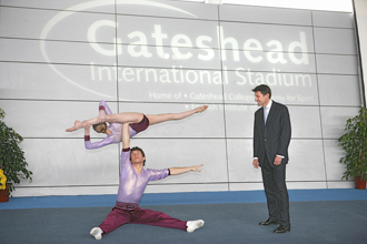 Coe opens new Gateshead International Stadium indoor centre
